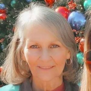 Meet your Posher, Renee